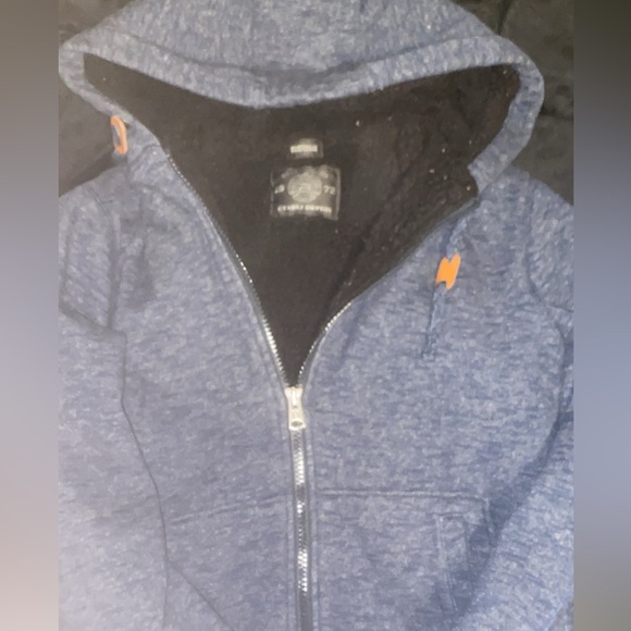 Bunch of different jackets - Picture 2 of 5